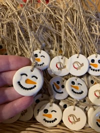 Image 3 of Cheeky Ceramic Snowmen Faces Tags (set of 4)