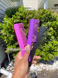 Image 1 of Hidden Comb Knife 