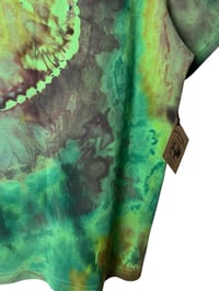 Image 6 of ♻️ UPCYCLED 1X Petite Ladies Heart Tee in Forest Ice Dye