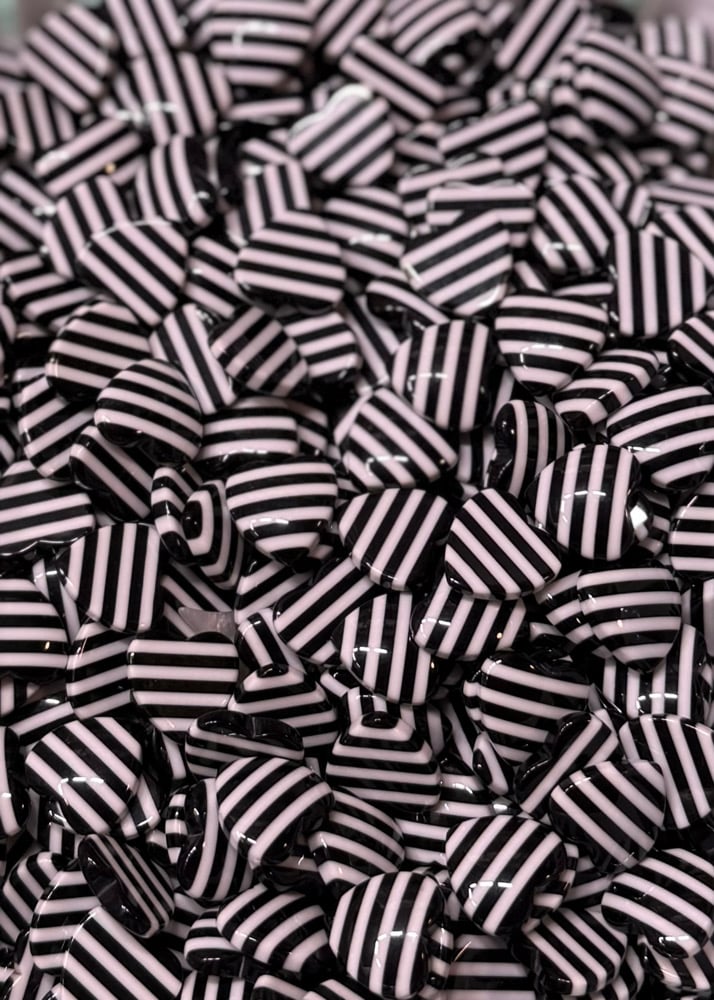 Image of Resin Striped Heart Cabochons