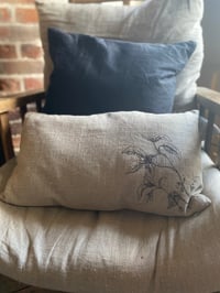 Image 2 of Natural linen cushion with leaf embroidery