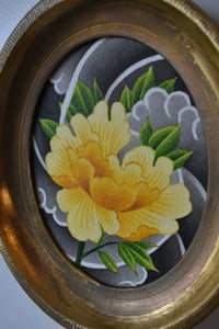 Image 2 of Oval Yellow Peony