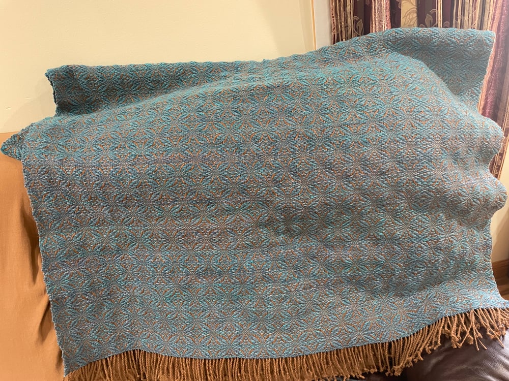 Image of Handwoven throw Fawn/blue pedals
