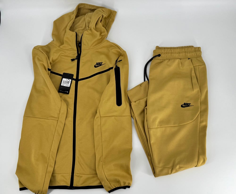 Image of Men 2pc Techsuit