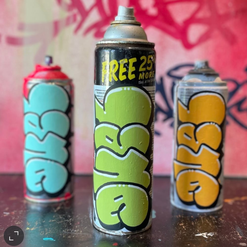 SIGNED D1 SPRAY CANS / DUEL GRAFFITI