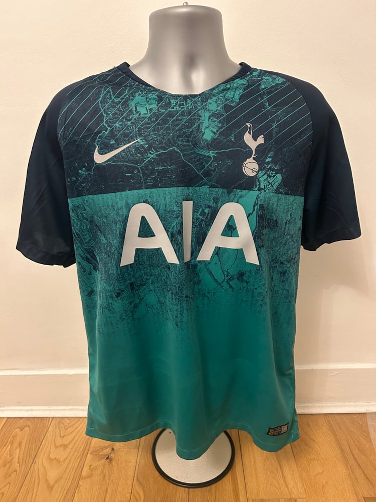 Image of Tottenham Hotspur “LUCAS 27” 2018/19 Third Shirt + patches.  (L)