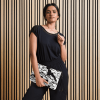 Image 5 of astonished crossbody bag