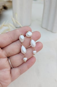 Image 1 of Hearts Shaped Pearl-Drop White