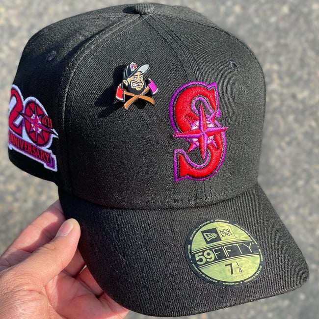 FxF Pin - Moon Rocker