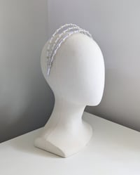 Image 2 of TRIPLE STRAND BEAD AND MESH CROWN : WHITE