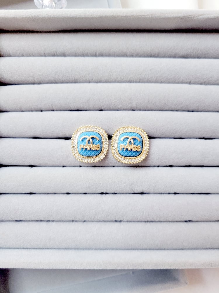 Image of Paris Stud Earrings 
