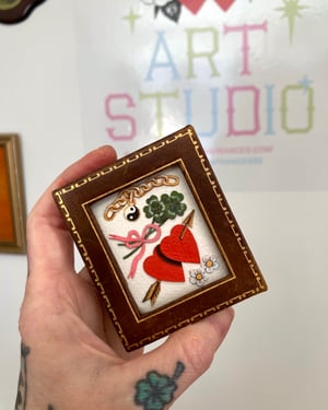Image of Chain Framed Cutouts Original
