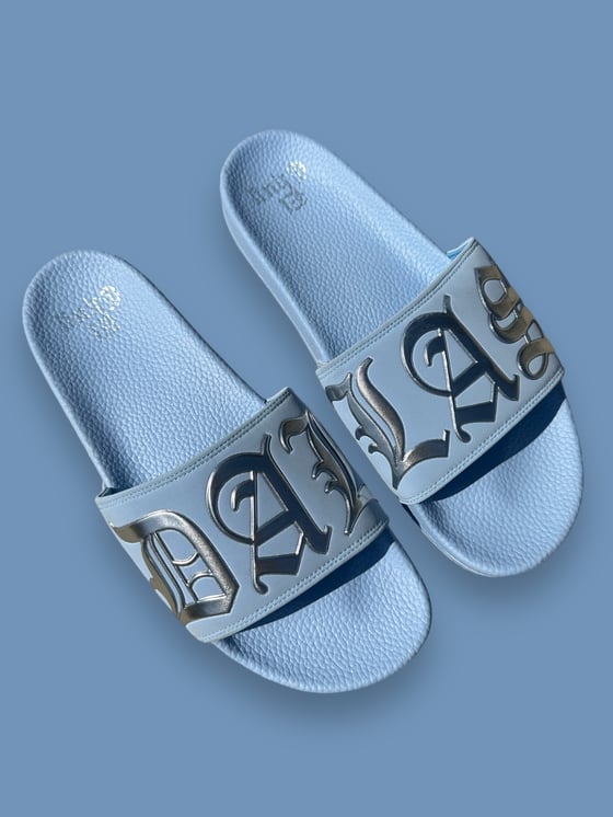 Image of DALLASKA SLIDES (NOW SHIPPING)