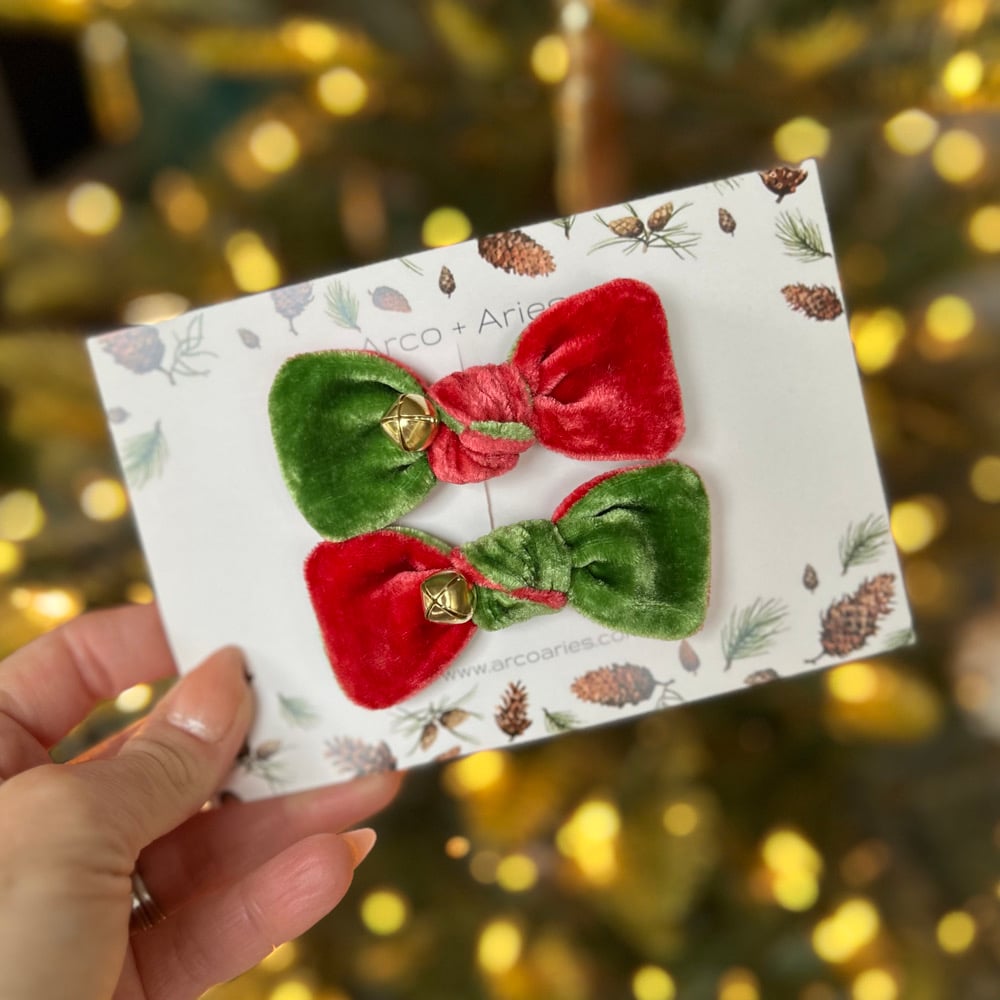 Image of Jolly silk velvet knots 