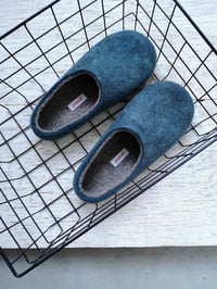 Image 1 of DENIM PETROL felted wool slippers MEN'S EU43