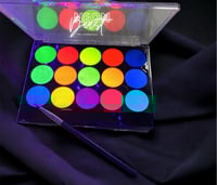 Image 5 of Neon Beast(Water Activated Liners Palette)