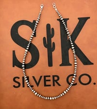 Sterling Silver graduated 16 in 