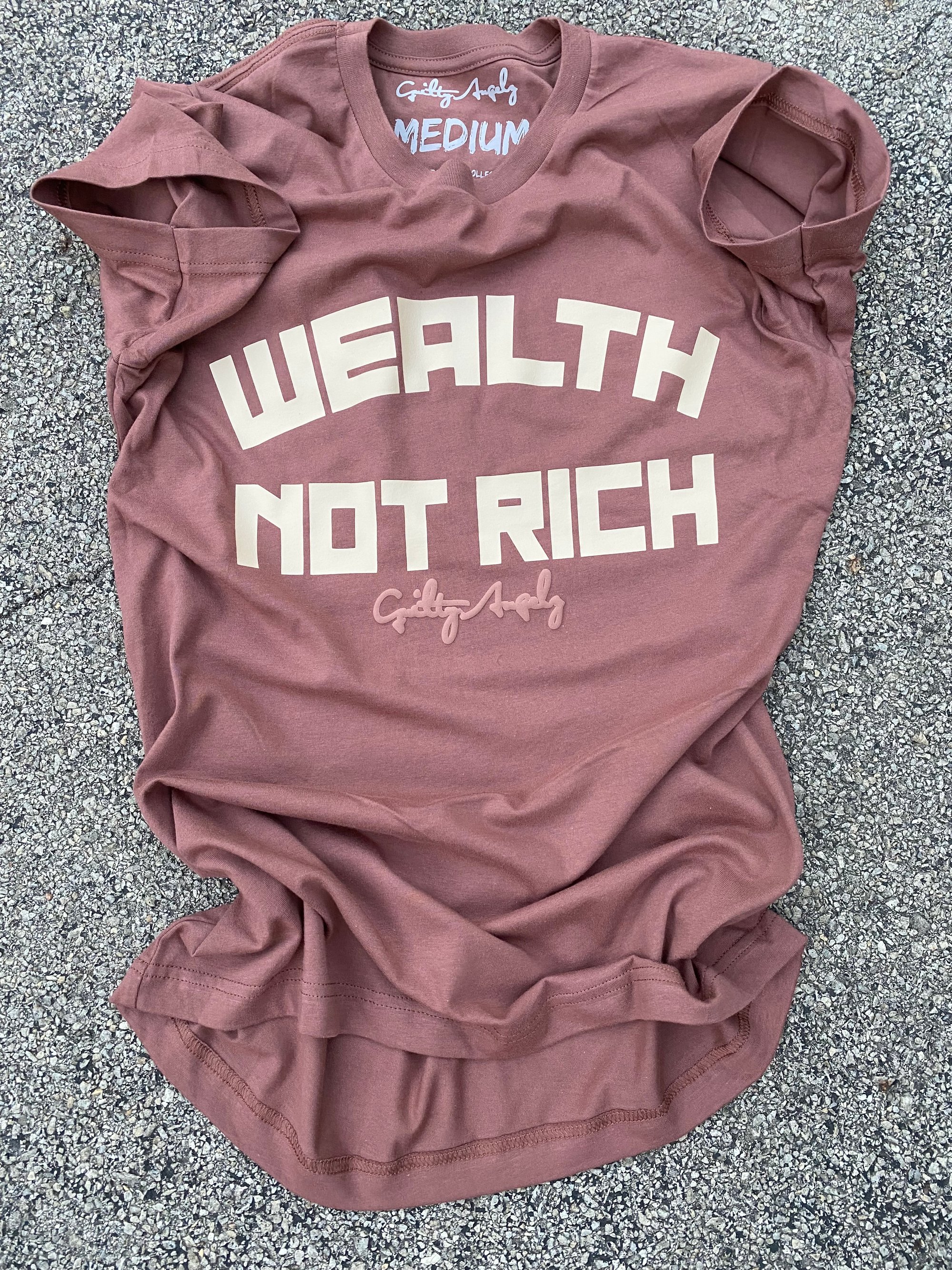 Image of WEALTH NOT RICH t shirt (chestnut)