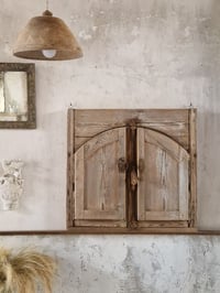 Image 1 of La fenêtre volet