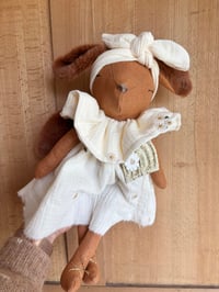 Image 5 of RENARDE MOYEN MODÈLE TENUE MARGUERITE 🌼 