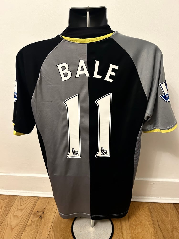 Image of Tottenham Hotspur “BALE 11” 2012/13 Third Shirt + PL patches (L)