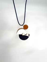 Image 3 of Shore Collection - Tideline Shape Necklace 
