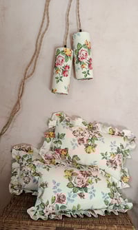 Image 5 of Lampe baladeuse " les roses de Louise "