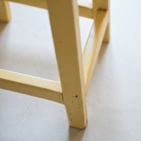 Image 6 of Tabouret Ancien jaune