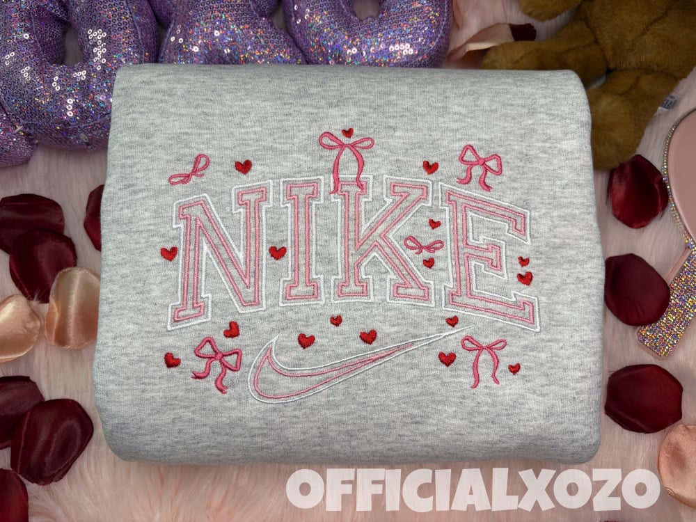 Image of Nike Hearts & Bows 🎀❤️