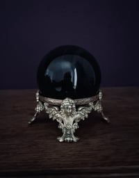 Image 1 of Sublime boule d’obsidienne œil céleste naturelle et support en laiton et cuivre, XIXème siecle