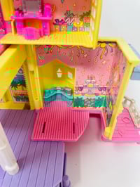 Image 10 of Polly Pocket vintage Le Club House