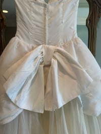 Image 20 of 1950s Glamorous Ballgown  