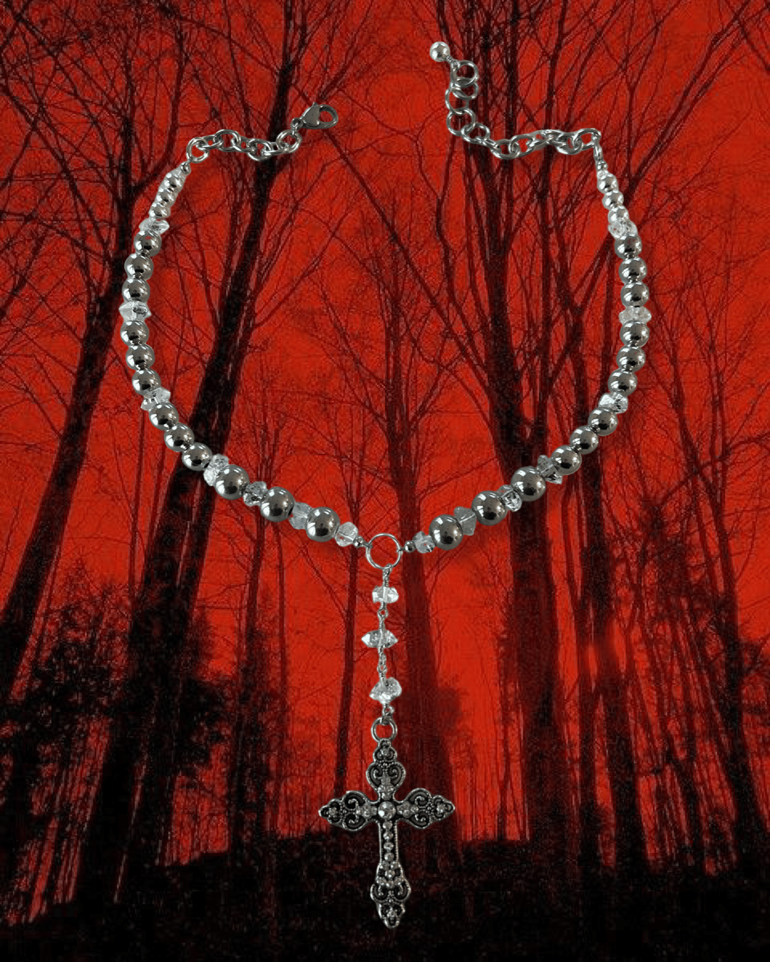 Heather на мрежи X: „Is Carly Fiorina wearing the coke cross from Cruel  Intentions!? https://t.co/hHKk4WW8y4“ / X