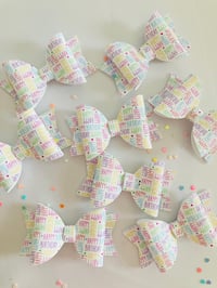 Image 3 of Mini happy birthday bow 