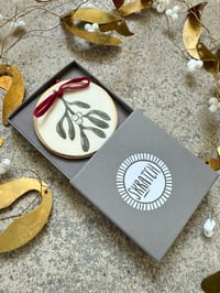Image 2 of Mistletoe Decoration