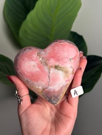 Image 2 of XL PINK STRAWBERRY OPAL HEARTS -PERU-
