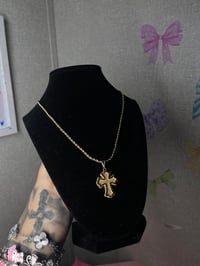 Cross necklace 