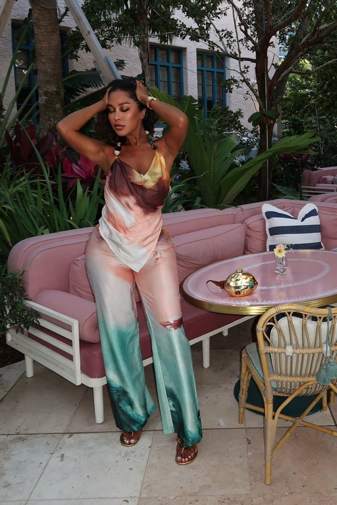 Image of PASTEL BEADED BACKLESS TOP & TROUSER SET (M)