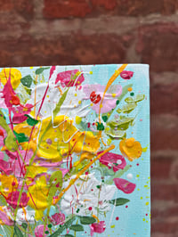 Image 3 of July Mini Bouquet