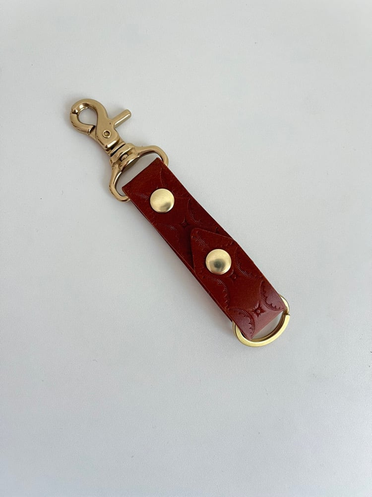 Image of Chestnut Buttero Long Keychain 