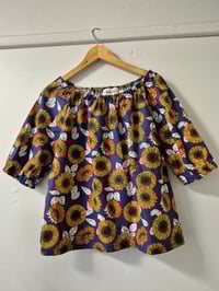 Etta top-midnight sunflower 