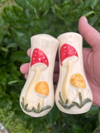 Image 4 of Mushroom S&P Shakers - Seconds Item