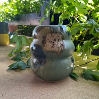 Image 2 of Vase Mellem Mixed Greens1