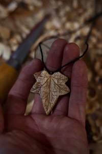 Image 2 of Ivy leaf Pendant…