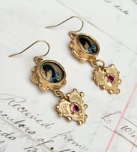 Image 2 of Pretty Chandelier Black Swan Earrings 