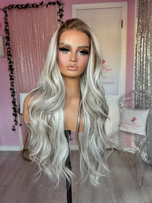 Image of Melina free part glueless wig (ready to ship)