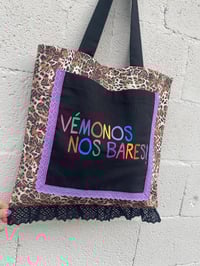 Image 2 of Bolsiña feita a man. VÉMONOS NOS BARES leopardo. Deseño exclusivo!