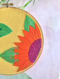 Image 3 of Bold Sunflower Snapshot