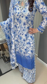 Image 3 of Georgette chikankari