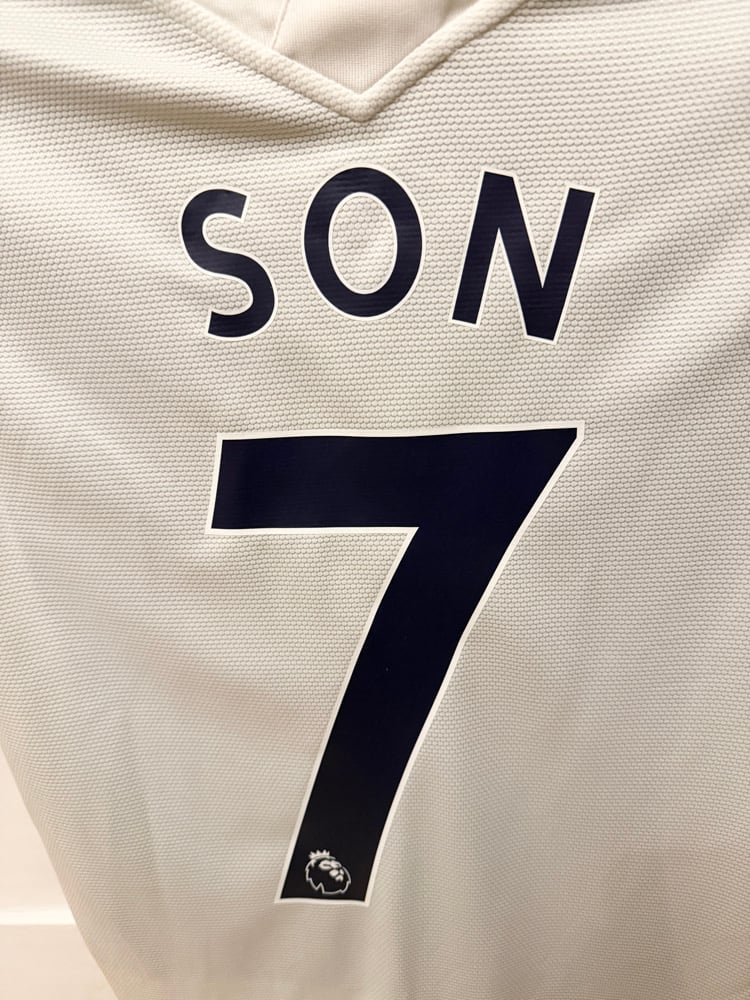 Image of PRE ORDER: Tottenham Hotspur “SON 7” 2021/22 Home Shirt + PL patch (L)